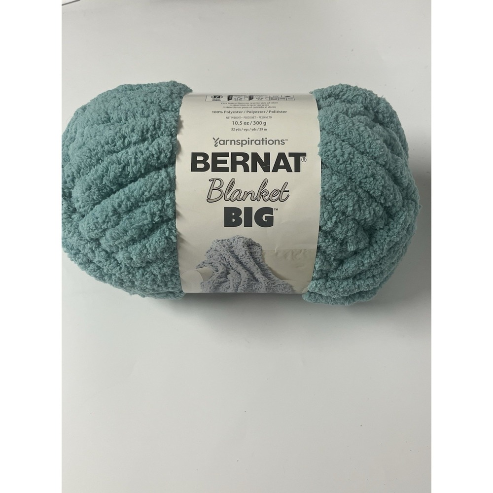New Bernat Big Blanket Yarnspirations 32 Yds 10.5Oz Light Teal Yarn Knitting